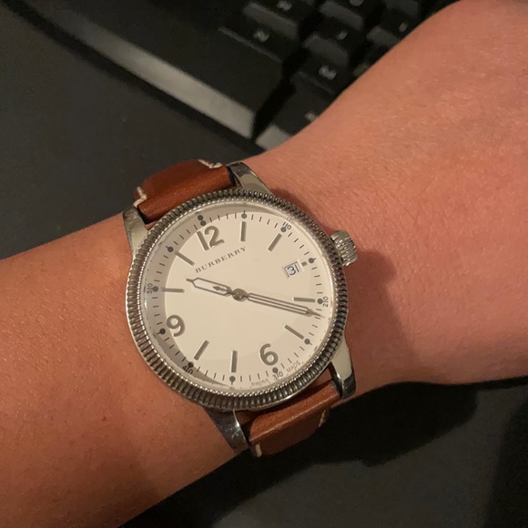 Burberry Swiss Quartz Watch - Picture 6 of 8